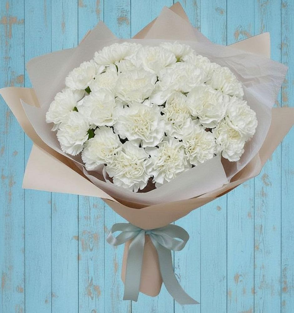 Букет цветов из: Гвоздики в Пурпе