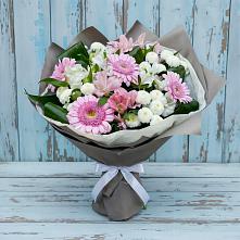 Букет цветов из:  Герберы, Альстромерии и Хризантемы в Пурпе