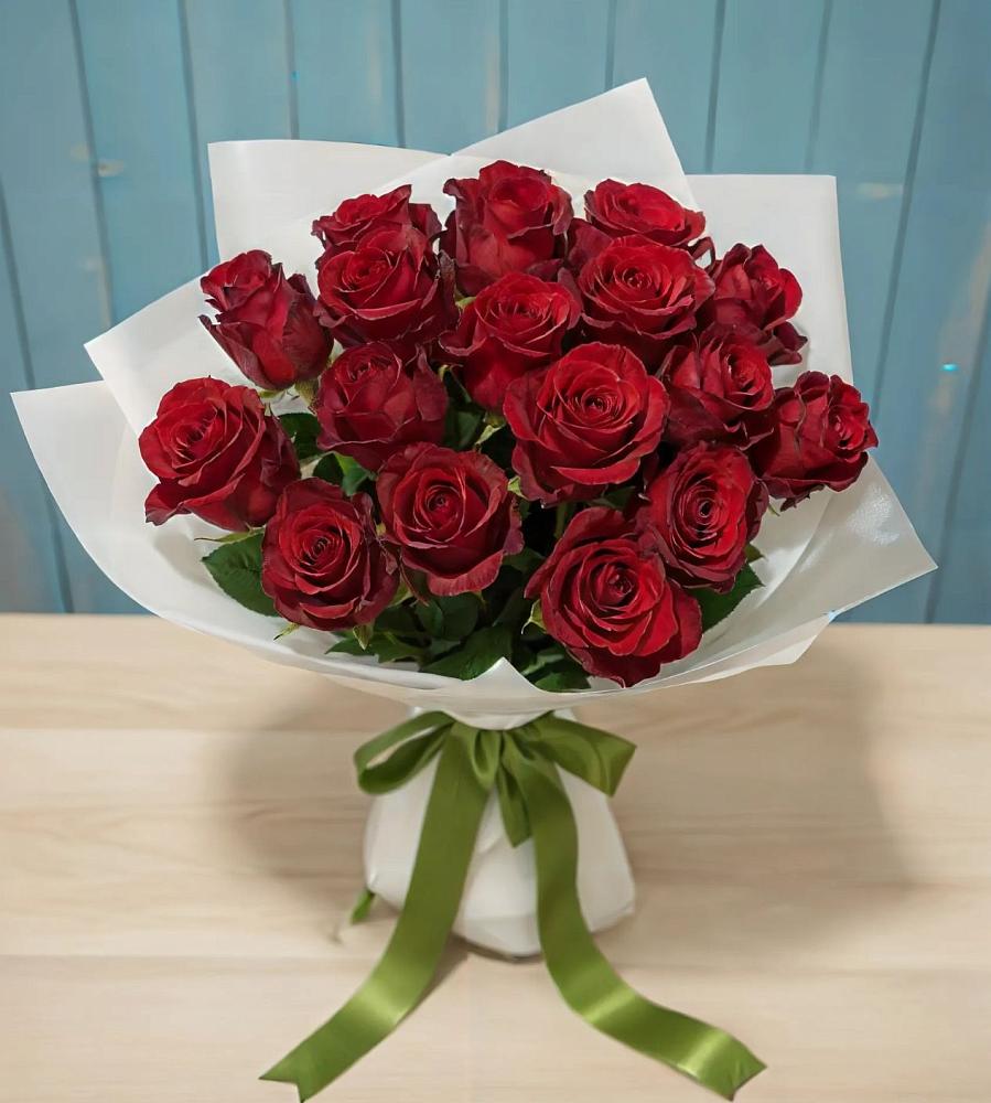 Букет Красные розы в Пурпе