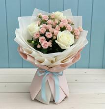 Букет цветов из:  Розы в Пурпе