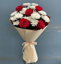 Букет цветов из:  Розы и Хризантемы в Пурпе