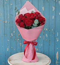 Букет цветов из:  Розы в Пурпе