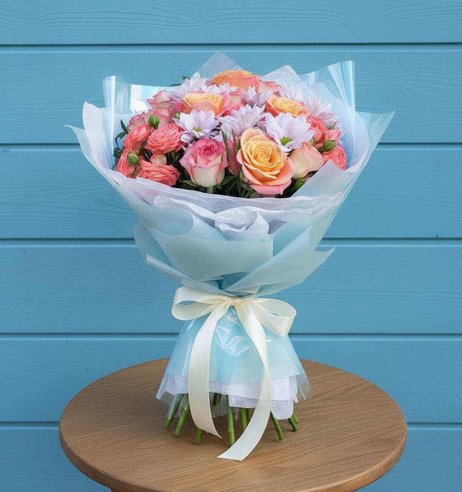 Букет цветов из: Хризантемы и Розы в Пурпе