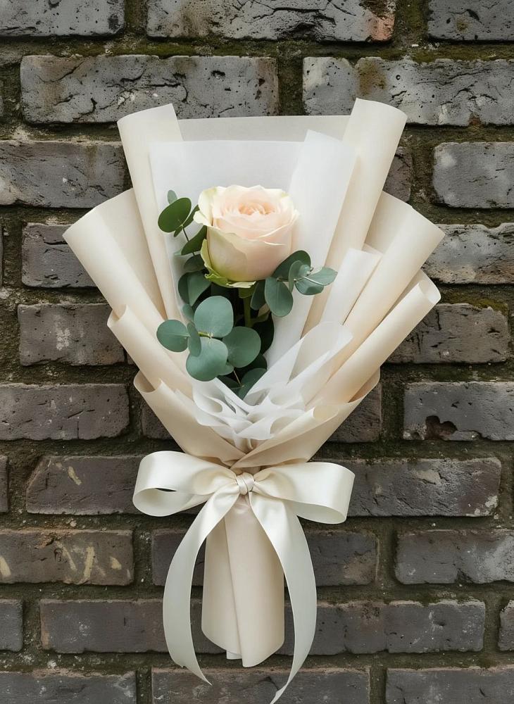 Букет цветов из: Розы в Пурпе