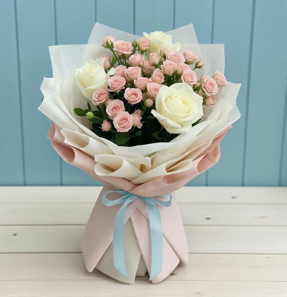 Букет цветов из: Розы в Пурпе