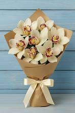 Букет цветов из:  Орхидеи и Розы в Пурпе